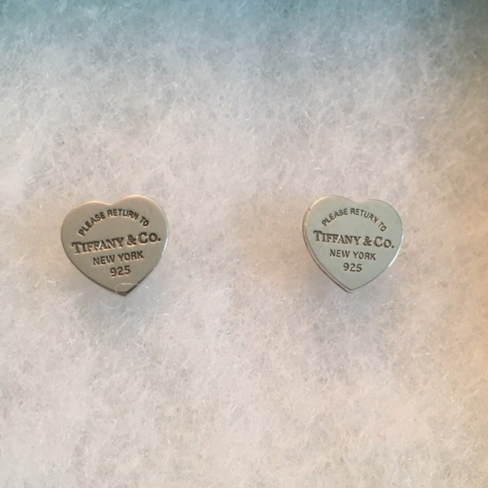 COPY - Tiffany Mini Heart Earrings